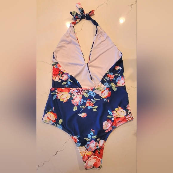 Bleu ice bathing suit, size L - Picture 2 of 3